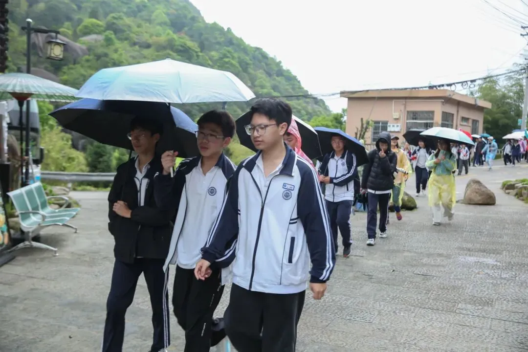 远足磨壮志 中考创辉煌 —— 2026年鲍田中学大罗山励志远足 第29张