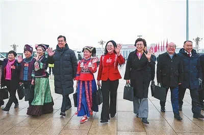 2026云南大学招聘专职辅导员笔试历年真题辅导员践行教育家精神热点资料高等教育基础知识行政管理学谈心谈话专题试题库国内外时政资料题库 第54张