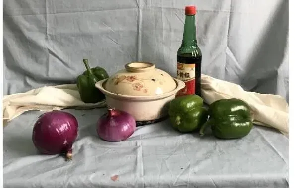 素描六级真题范画解析,非常典型的试卷类型,详细的步骤都记录下来了,看完就会画,非常值得多看几遍的教程 第1张