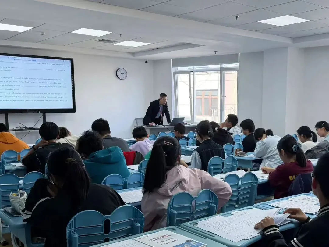 冲刺中考·衔接高中|新高一座谈会 第16张