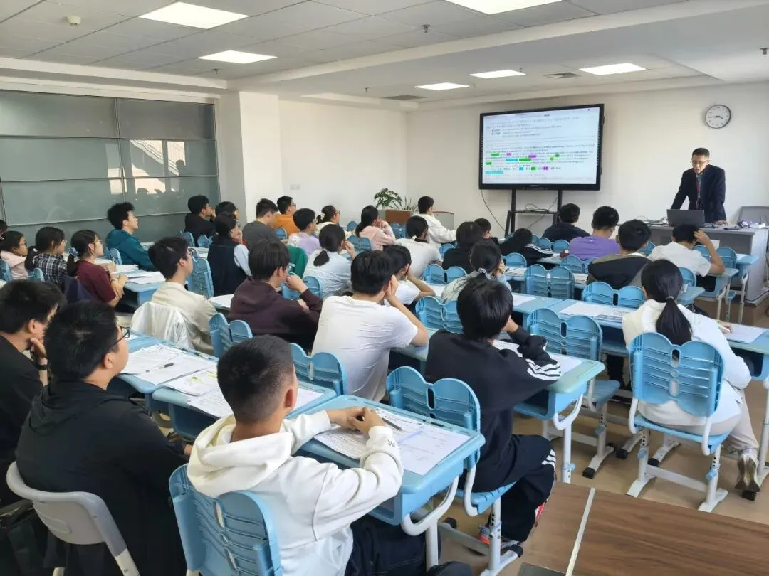 冲刺中考·衔接高中|新高一座谈会 第17张