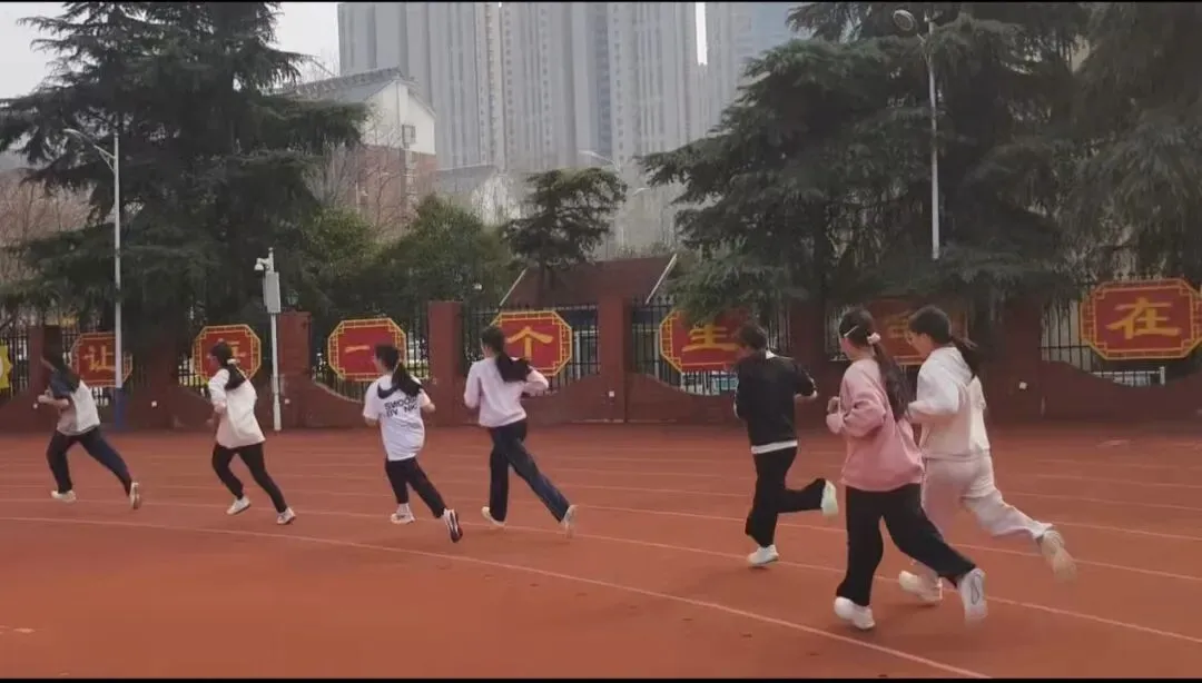 临沂体育中考|1000米/800米满分攻略,这3点比拼命跑更重要 第25张