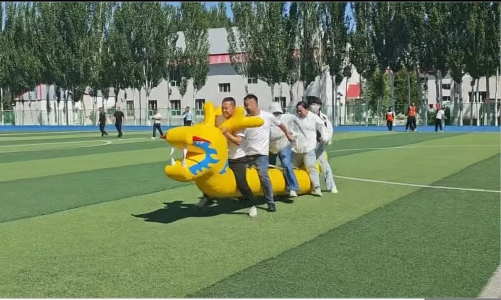 家校师同心·减压助中考·温情赴征程 ——六十九团中学九年级亲子团建活动 第19张
