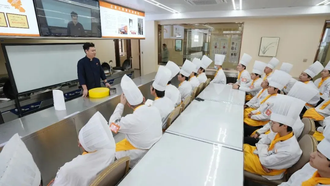 中考成绩差不是终点!学一门中餐硬技术,比普通中专更有出路 第3张