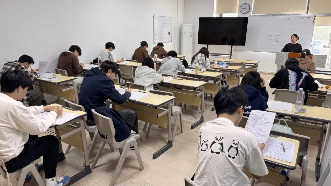 中考倒计时50天拒绝陪跑|初三最后冲刺,基础一般的真别在大班死磕了! 第4张