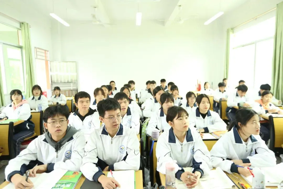 中考失利?就读惠州市华洋科技职业技术学校,圆大学梦(附2026招生简章) 第35张