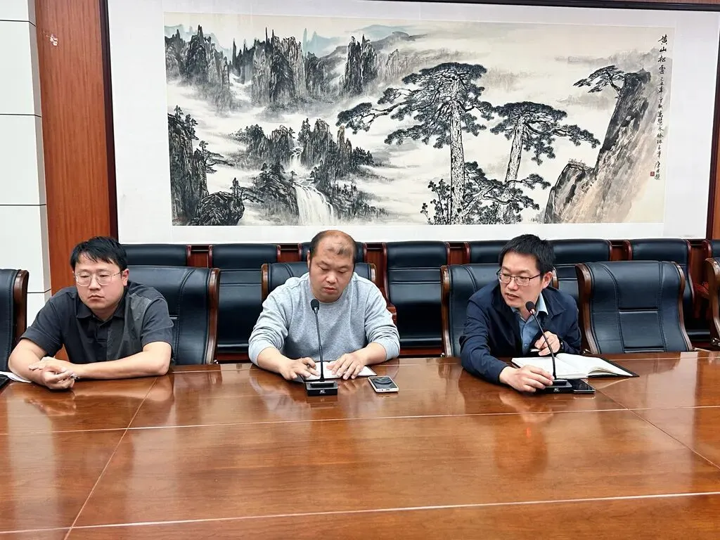 济南二中召开2023级高三济南市第二次模拟考试成绩分析会 第4张