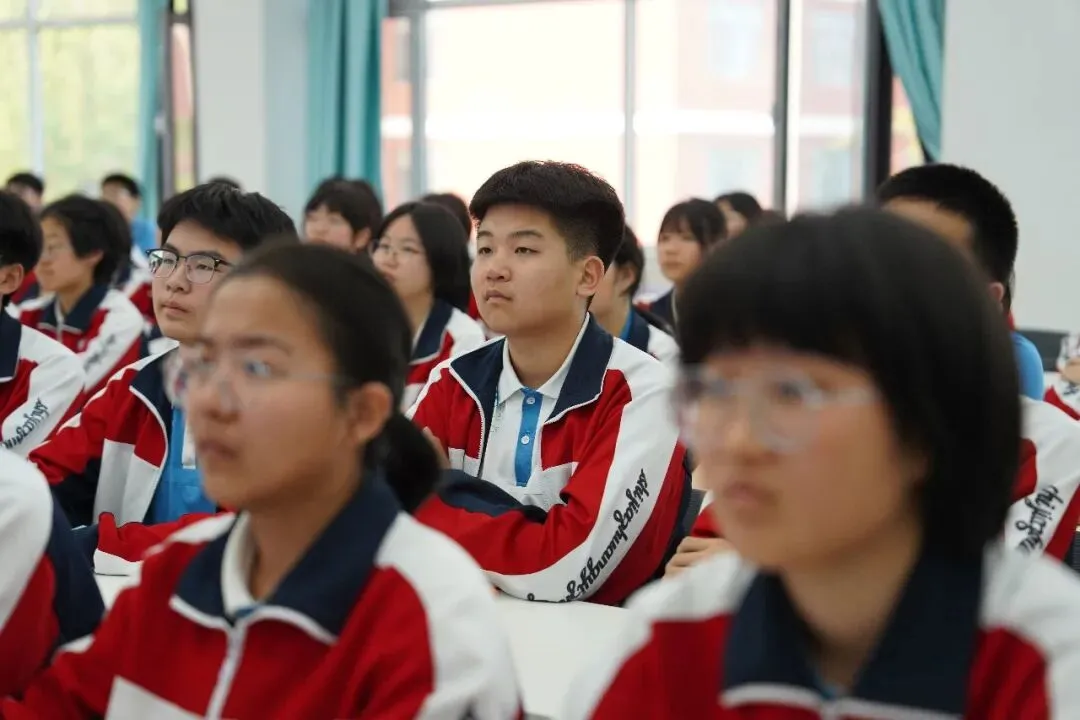 内外兼修砺心志 蓄力扬帆赴中考 | 高悦龙主任初三励志赋能专题讲座圆满举行 第6张