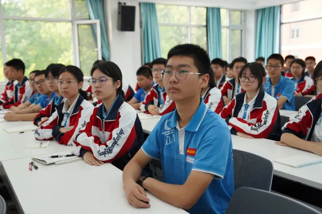 内外兼修砺心志 蓄力扬帆赴中考 | 高悦龙主任初三励志赋能专题讲座圆满举行 第7张