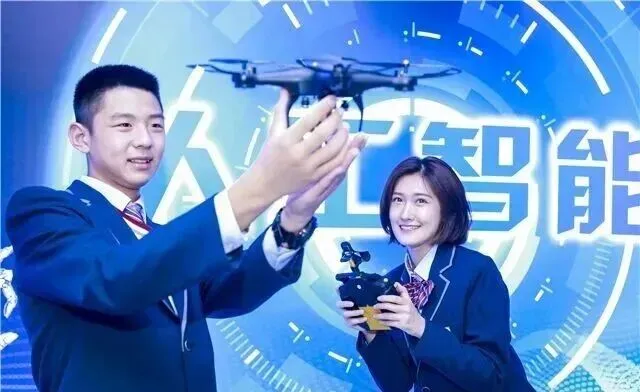 中考志愿填报前必来!沈阳新华周末校园开放日,给孩子稳稳的未来 第12张