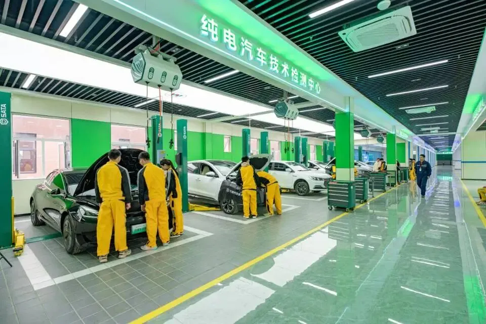 中考到底选普高还是职高?普通家长真实走心分享,给所有迷茫家长提个醒 第2张