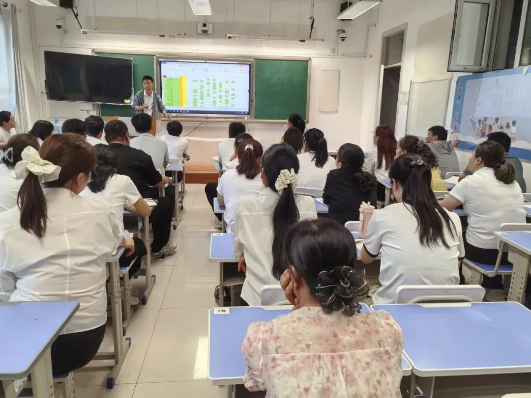【诚爱•育 同心共育】以梦为马赴中考,凝心聚力创辉煌——阜康市第二中学2026届九年级圆梦计划启动仪式圆满结束 第33张