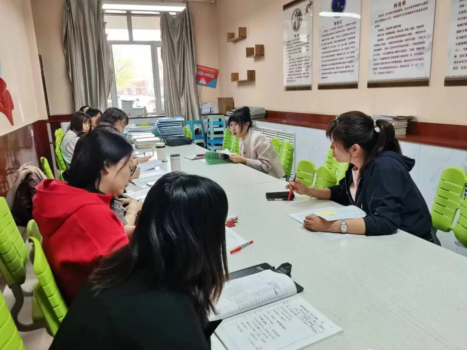 【落实“双减” 新育新颜】试卷讲评求实效,反思总结促前行——东胜区第一中学开展讲评研讨活动 第26张