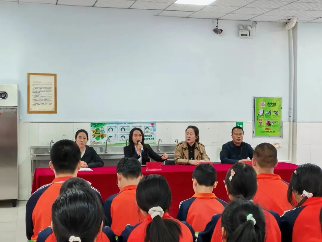 静心蓄力迎中考 从容稳心赴新程——青冈镇中学开展初四学年心理辅导专题讲座 第6张