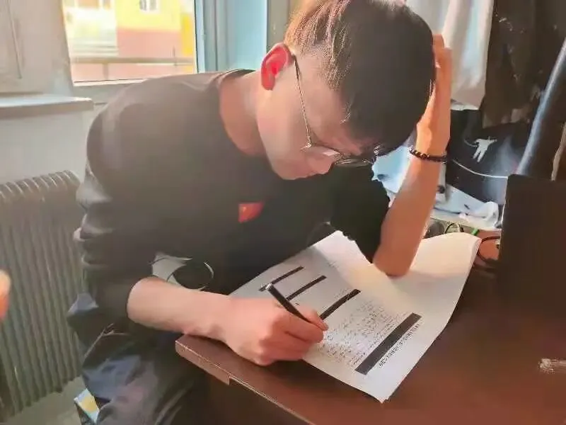 【机械学风】突击队在行动!英语四级模拟、高数期中考试顺利完成 第14张
