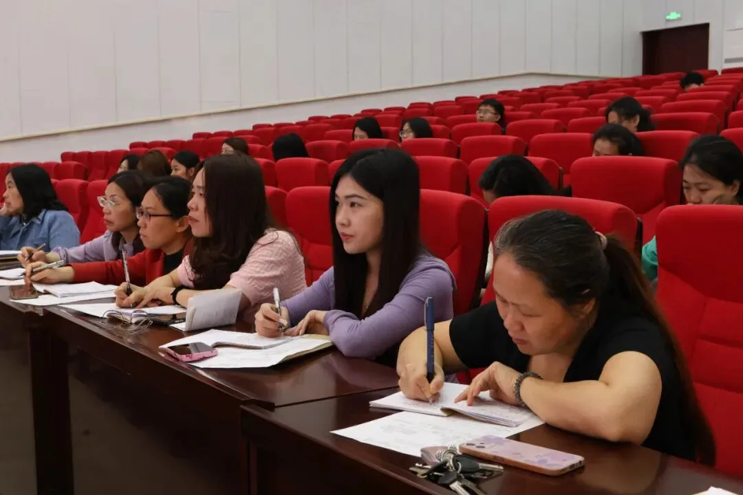嘉禾县:精准把脉研策略 凝心聚力备中考 第13张