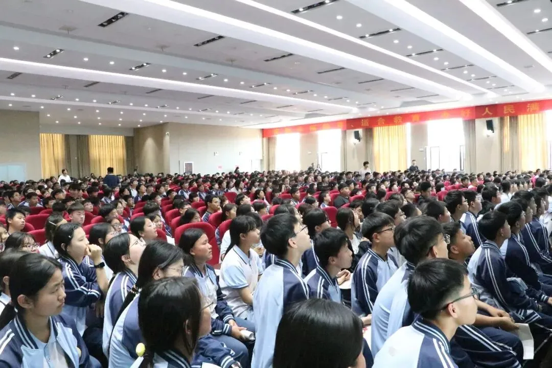 轻松备考 向阳成长——2026年中考心理减压巡讲活动走进斜店乡中学 第7张