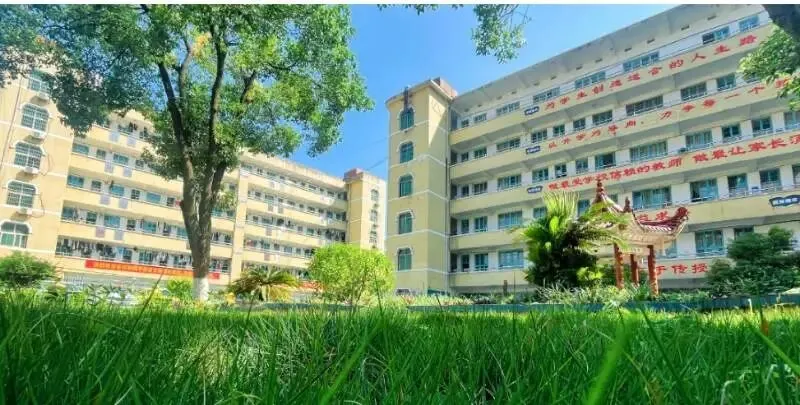 广州中考炸锅!716分学霸弃重点,转身读“中专”?真相颠覆无数家长认知 第5张