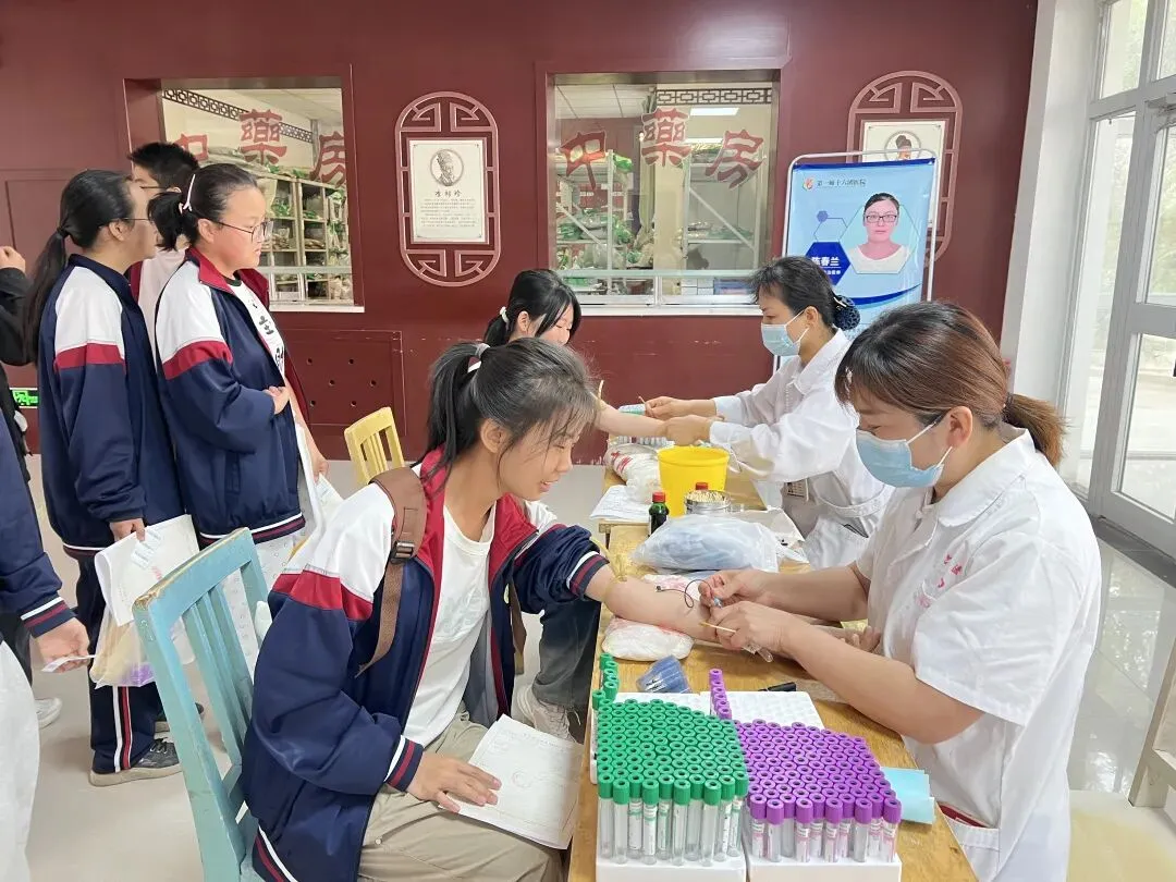 守护青春成长|十六团医院暖心护航中考学生体检 第2张