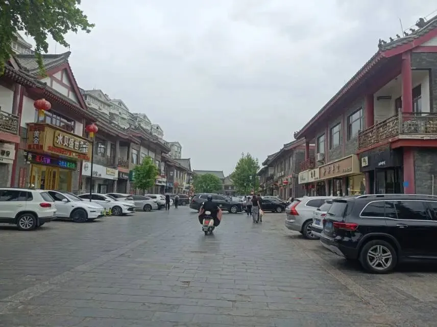 26真题:暴雨天气,积水严重,群众情绪激动如何处置? 第2张
