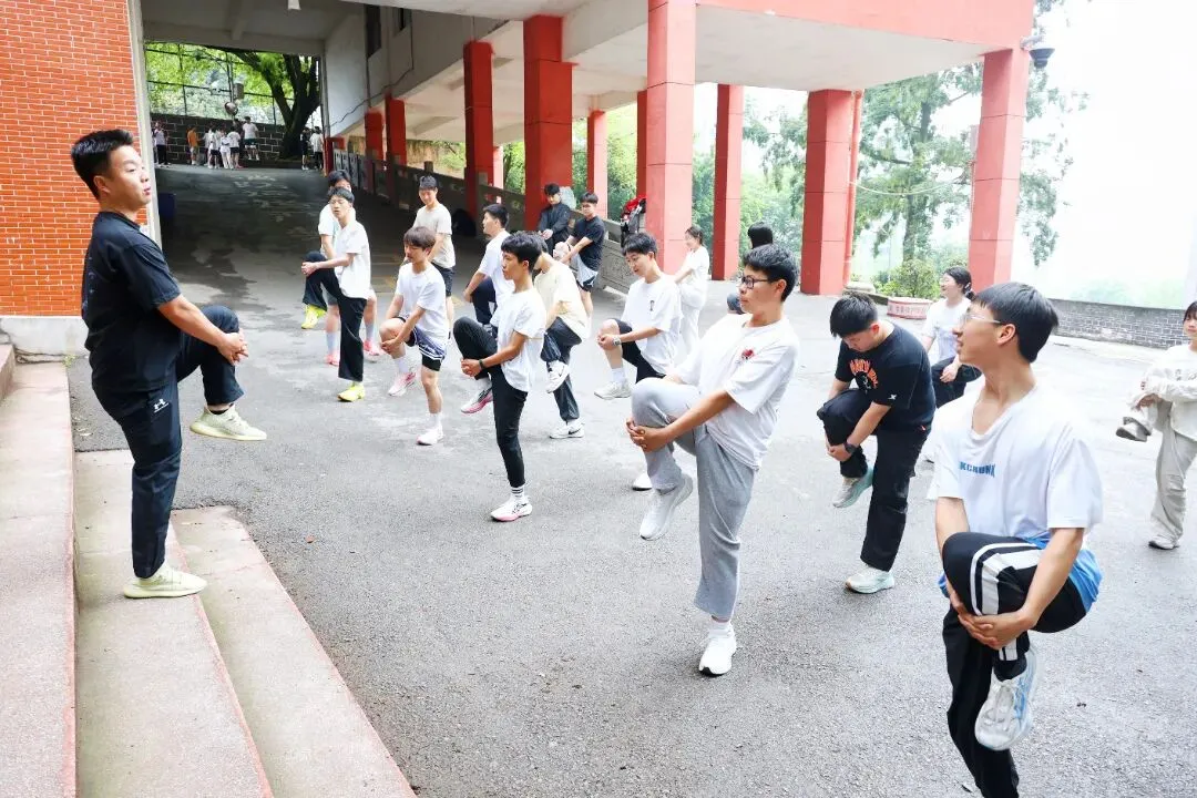 中考开战!初三学子迎战体实考 第12张 中考开战!初三学子迎战体实考 第12张
