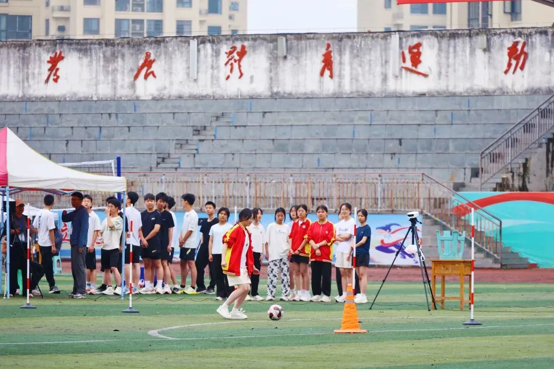 中考开战!初三学子迎战体实考 第16张 中考开战!初三学子迎战体实考 第16张