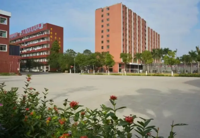 中考升学学校解读:东莞市南华职业技术学校 第3张