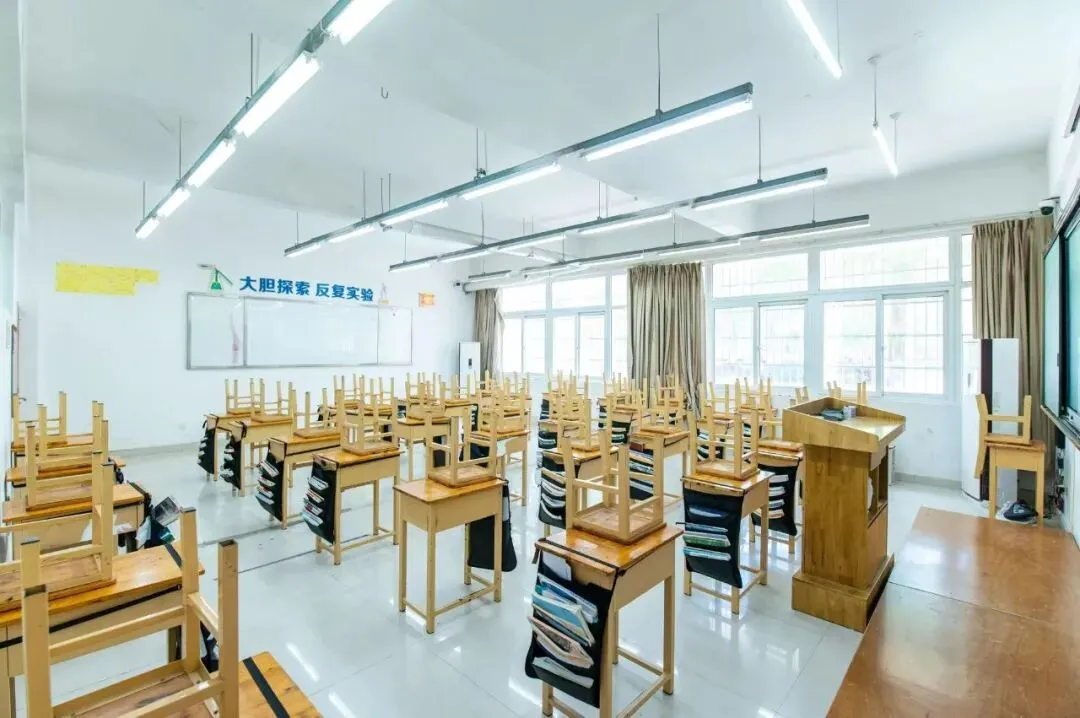 中考300分别乱选!技师学院“3+2”千万别碰,选错耽误前程 第2张