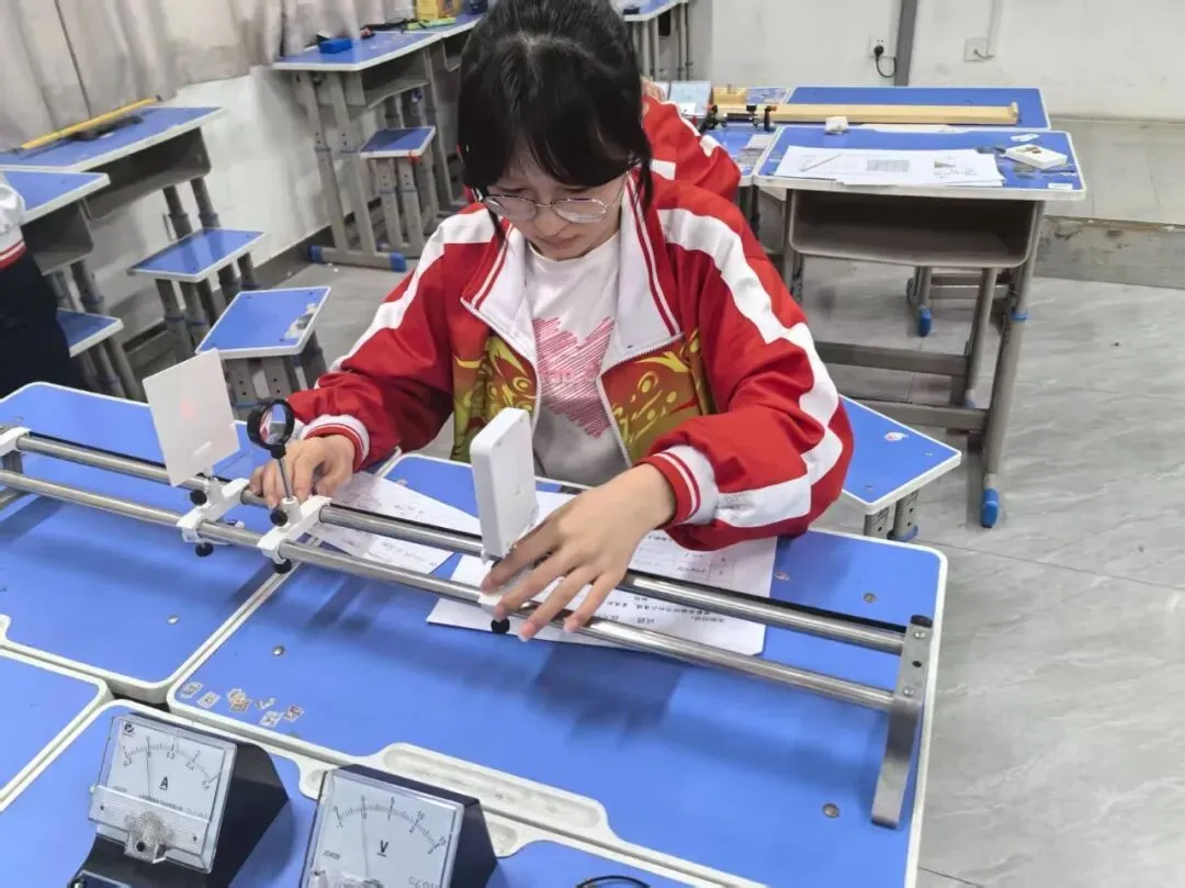 以练促考强技能 凝心备战筑根基——成功中考二校开展理化生实验备考专项训练 第5张
