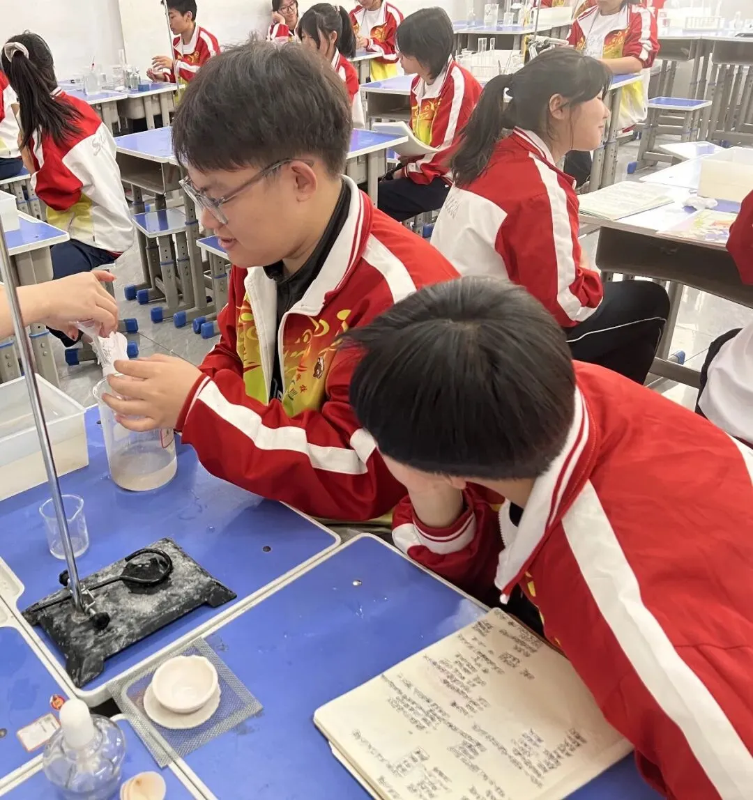 以练促考强技能 凝心备战筑根基——成功中考二校开展理化生实验备考专项训练 第11张