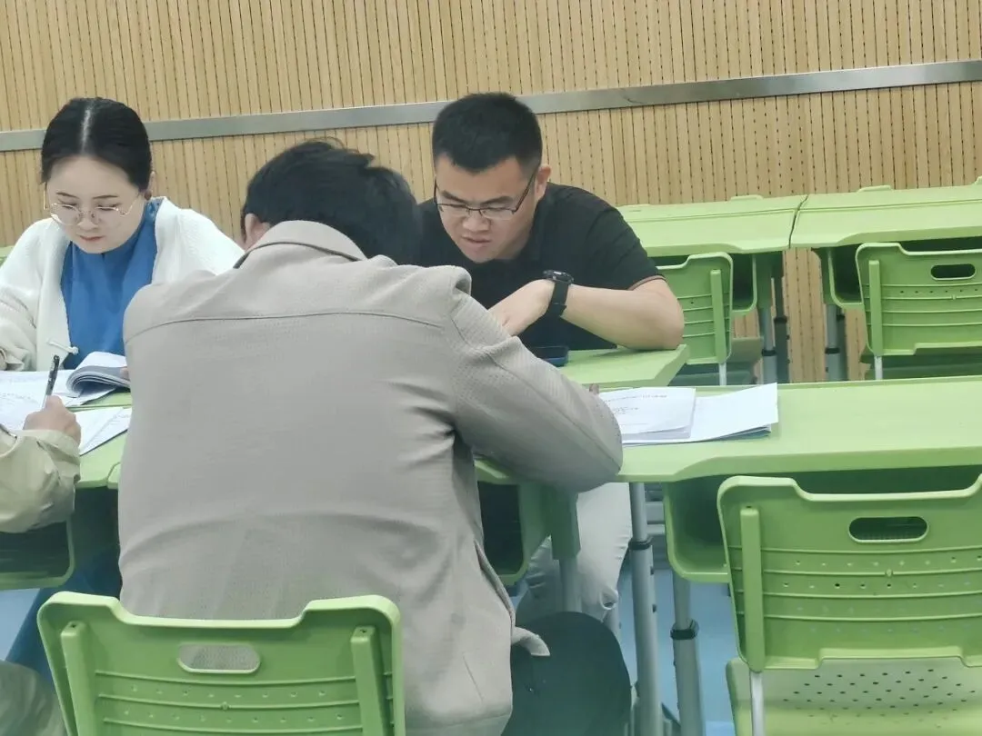 深耕中考复习 共研历史教学——蚌埠八中承办淮上区九年级历史教学展示暨复习研讨活动 第15张