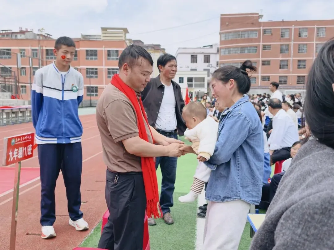 让生命绽放力量,助中考决胜圆梦 —— 我校成功举办中考励志演讲活动 第18张