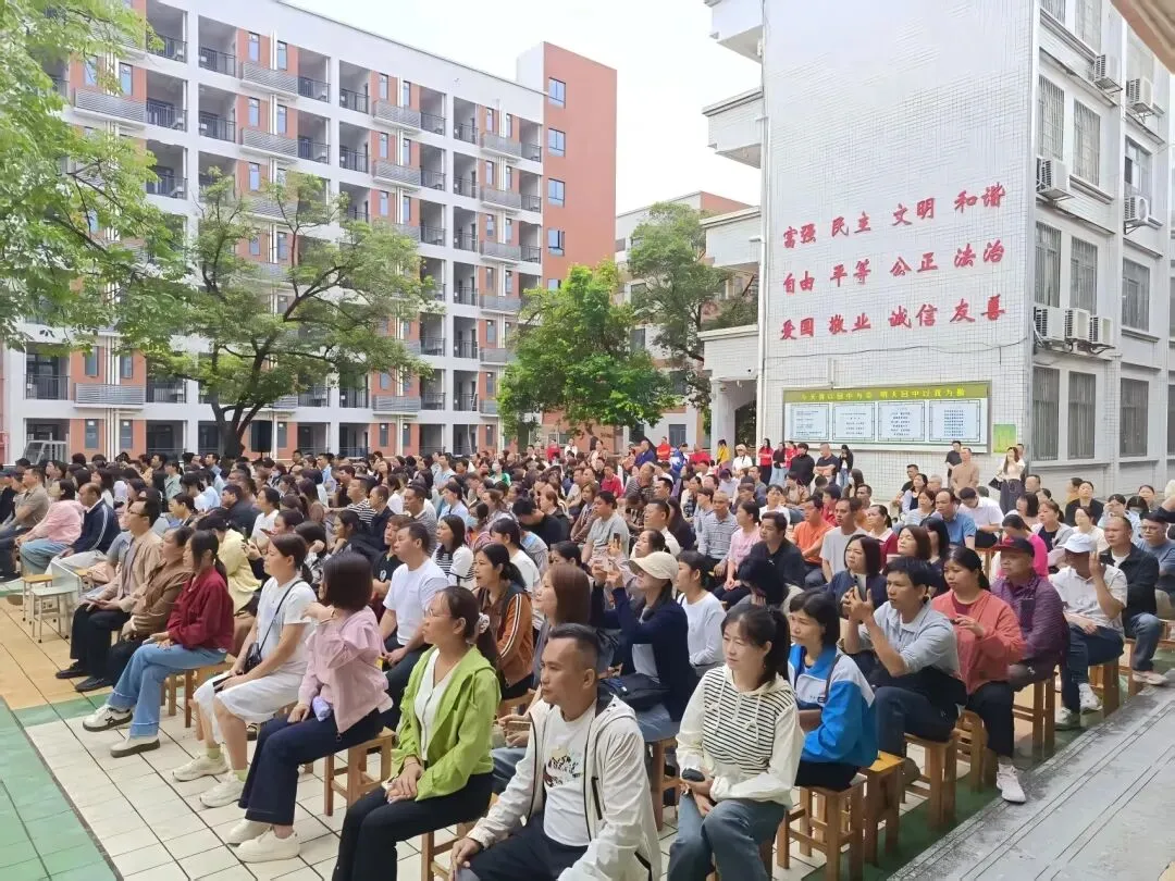 青春燃情战中考 壮志飞扬耀回澜——回澜中学开展中考备考加温鼓劲会 第24张
