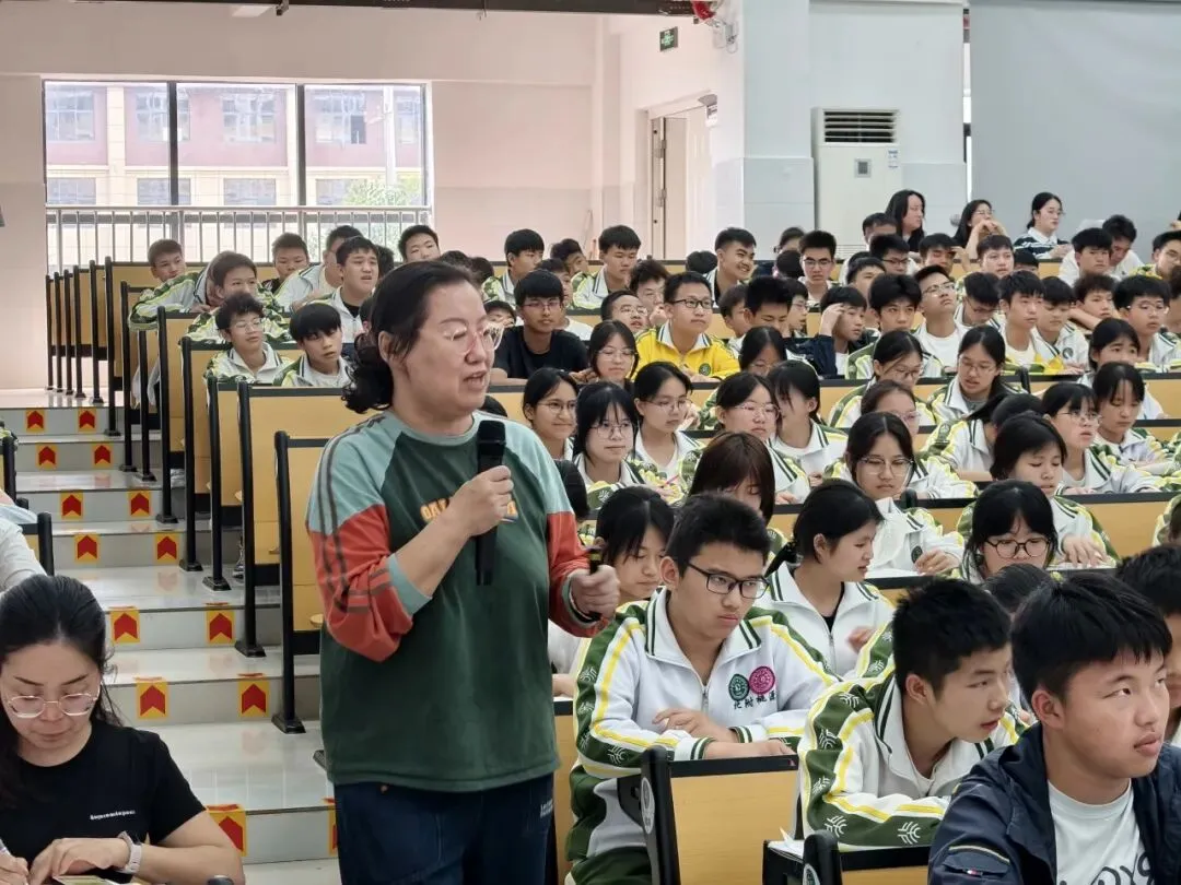 名师领航,赋能中考‖ 广南华美桃源学校中考作文专题讲座圆满落幕 第11张