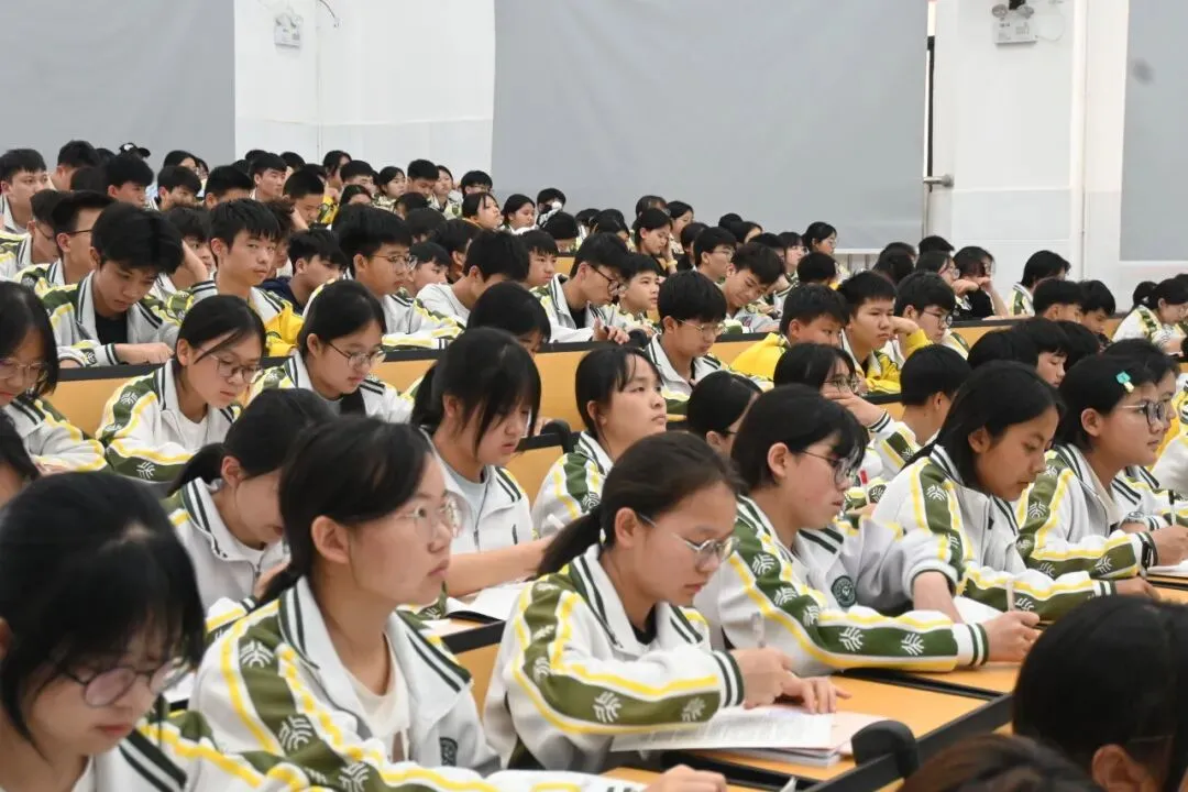 名师领航,赋能中考‖ 广南华美桃源学校中考作文专题讲座圆满落幕 第15张