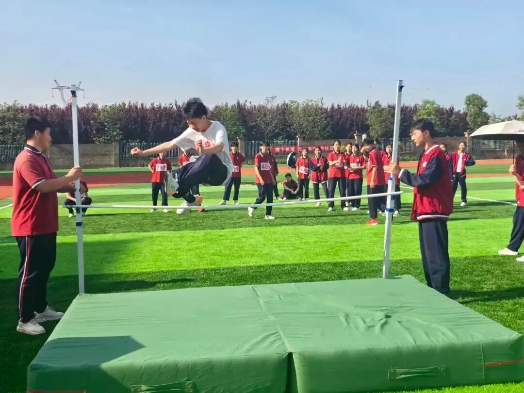 中考倒计时!选择南阳市卧龙区新时代精英学校的几大理由,家长必看! 第53张