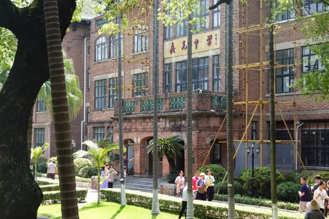 【中考】如果你是700上下,真心建议你考虑一下真光 第2张