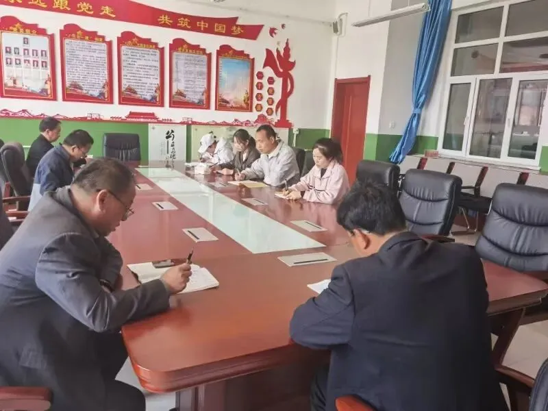 精研诗词课堂 聚力中考备考——西吉县什字中学文科教研组开展九年级语文公开课教研活动 第14张