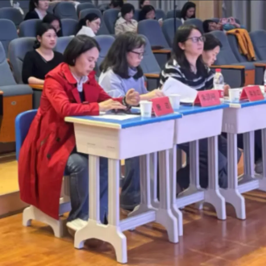 共读共研展讲题风采,真问真行促中考增效 ——天元区初中语文讲题比赛在隆兴中学举行 第16张