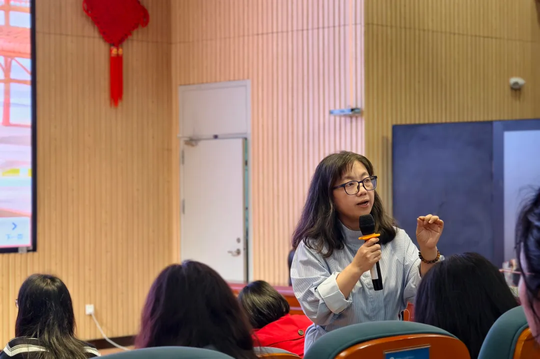共读共研展讲题风采,真问真行促中考增效 ——天元区初中语文讲题比赛在隆兴中学举行 第20张