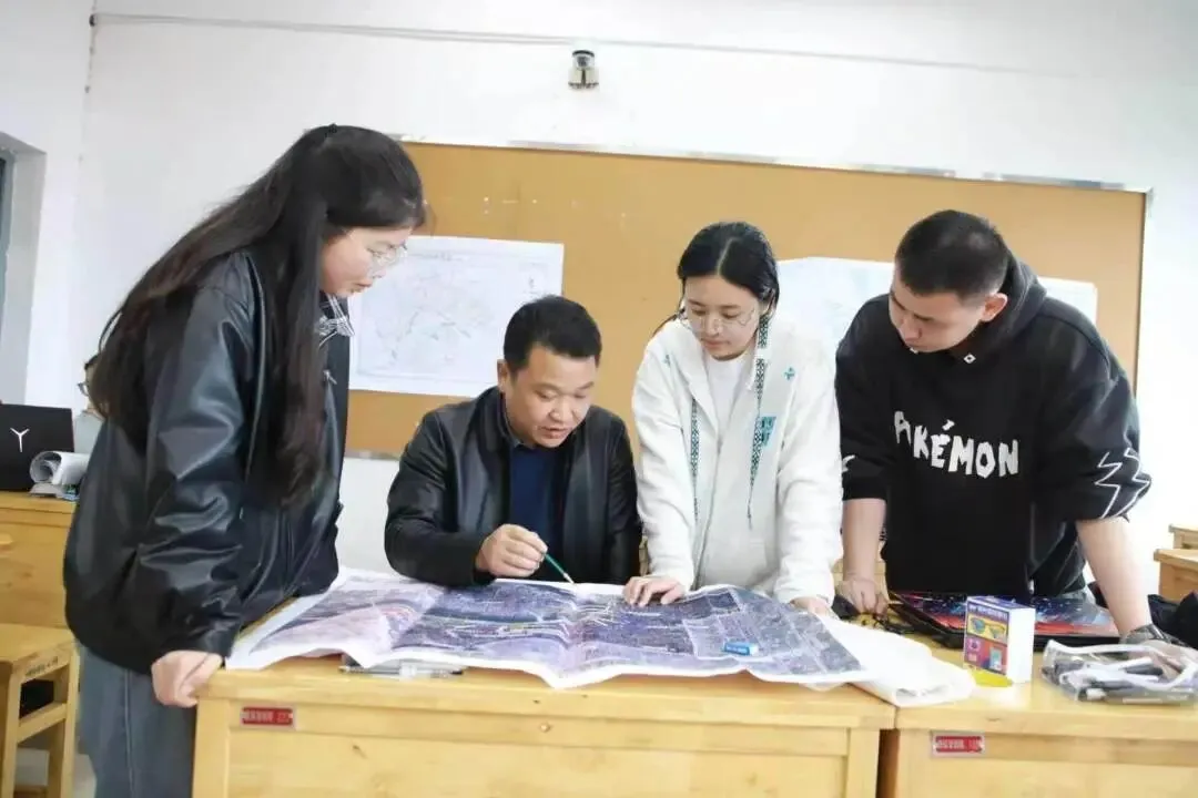 ��连续七年“真题实做”️湖南城市学院以毕业设计为城市更新赋能️ 第11张
