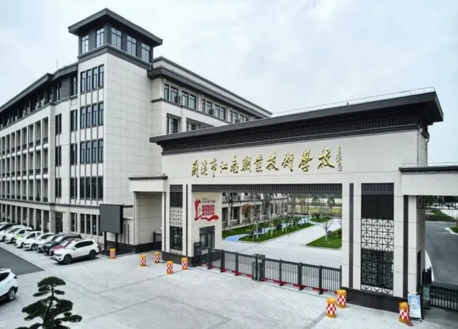中考400分以上可读公办护理大专!高考400分难上省内民办护理 第4张