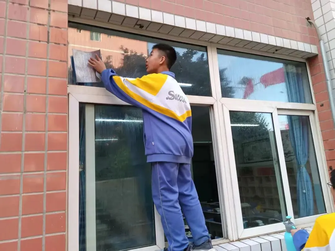 强化实验操作,全力备战中考——成功初三学子实验操作训练纪实 第32张