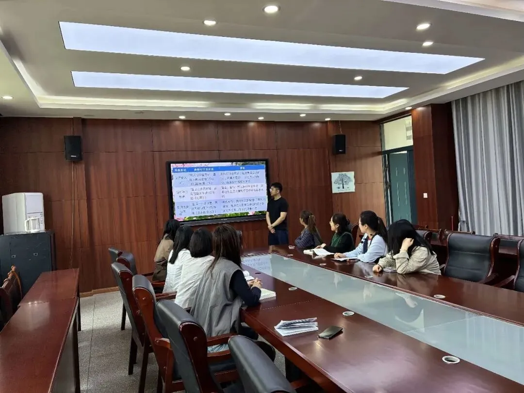 【校园传真】巧解诗词密码,赋能中考备考——中考古诗词鉴赏专题复习同课异构教学纪实 第3张
