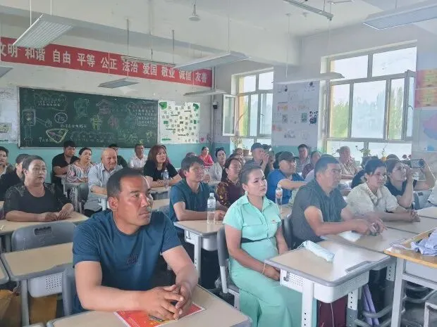 凝心聚力·冲刺中考|库车市墩阔坦镇中学中考冲刺家长会圆满落幕 第53张