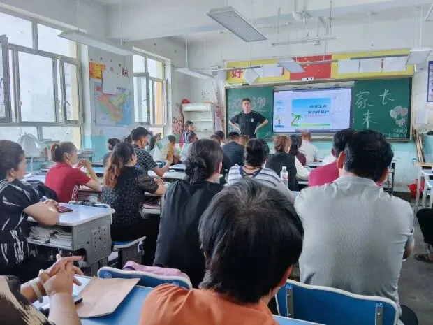 凝心聚力·冲刺中考|库车市墩阔坦镇中学中考冲刺家长会圆满落幕 第55张