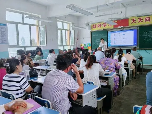 凝心聚力·冲刺中考|库车市墩阔坦镇中学中考冲刺家长会圆满落幕 第56张