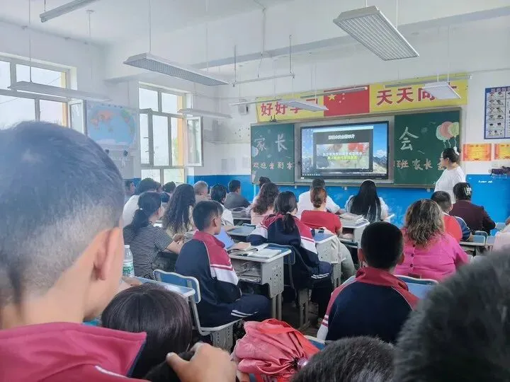 凝心聚力·冲刺中考|库车市墩阔坦镇中学中考冲刺家长会圆满落幕 第58张