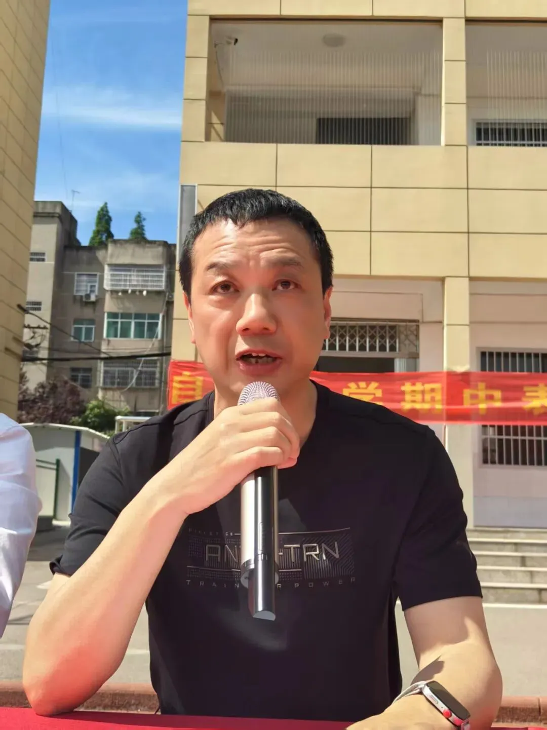 厉兵秣马战期中,凝心聚力冲中考 第14张