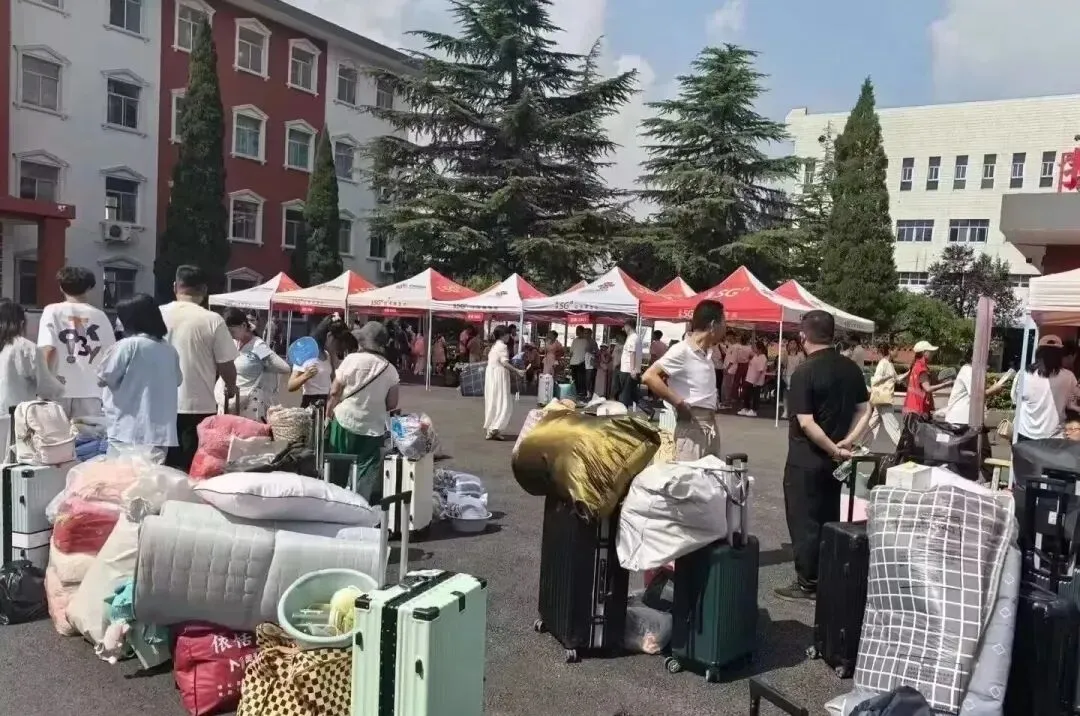 “中考分流”后怕被瞧不起?焦作这所医学院92.3%专科过线率,中专生照样逆袭! 第2张